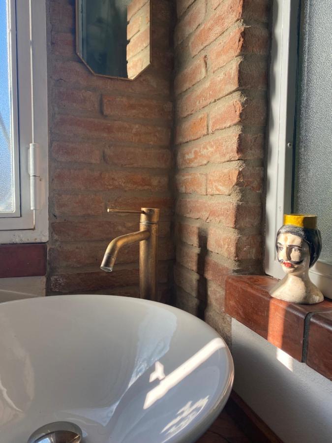 La Casa Nel Castello E Il Giardino Segreto Vila Suvereto Exterior foto