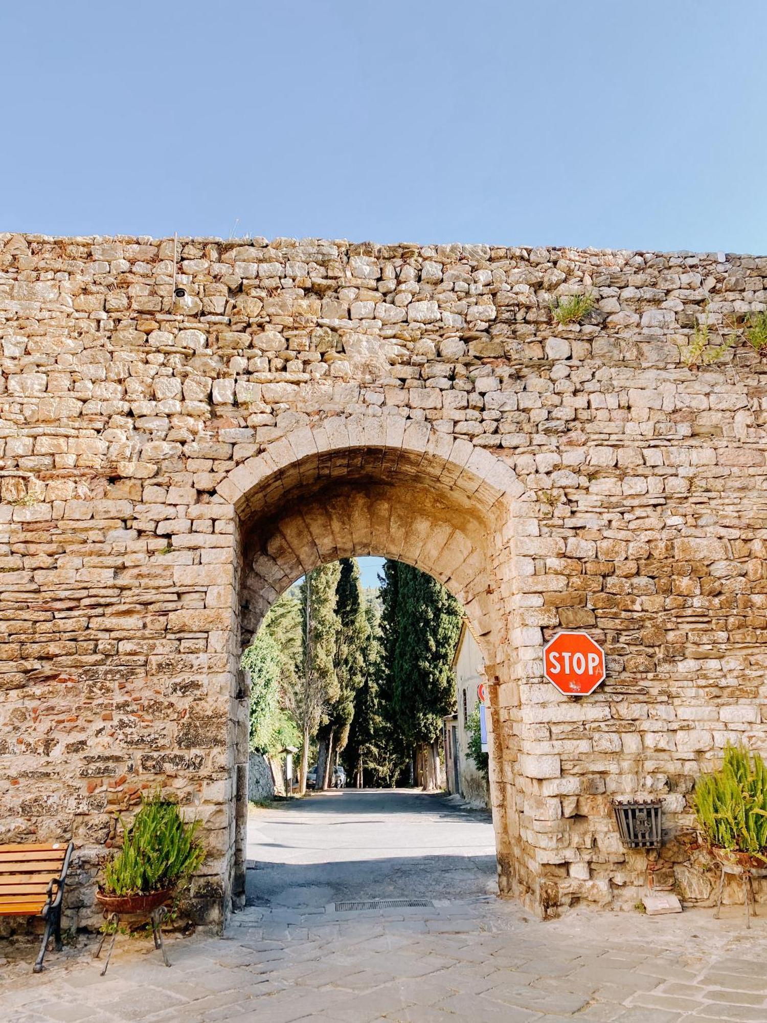 La Casa Nel Castello E Il Giardino Segreto Vila Suvereto Exterior foto