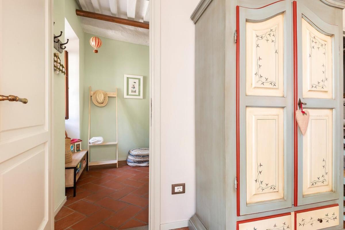 La Casa Nel Castello E Il Giardino Segreto Vila Suvereto Exterior foto